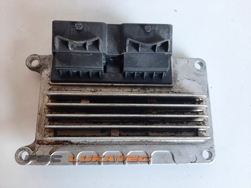 RENAULT TWINGO KOMPJUTER MOTORA 1.2 16V IAW5NR2.T3 8200181482