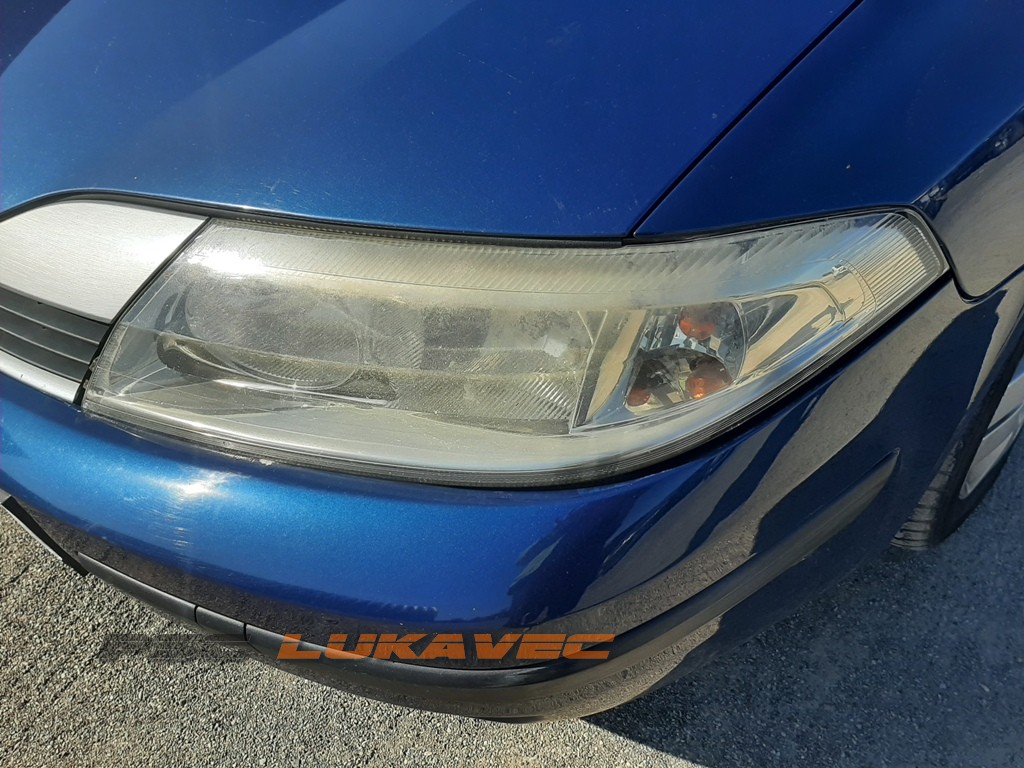 RENAULT LAGUNA 2 FAR LIJEVI