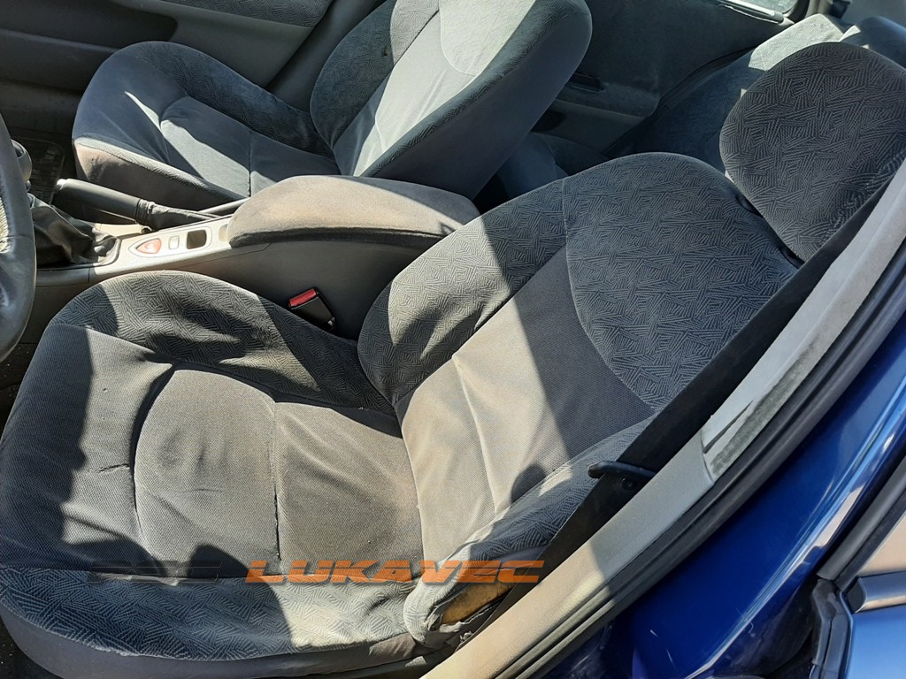 RENAULT LAGUNA 2 SJEDALO VOZAČA 2002.