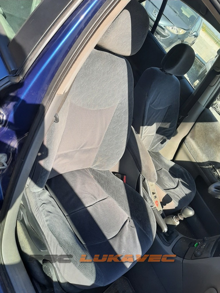 RENAULT LAGUNA 2 SJEDALO SUVOZAČA 2002.