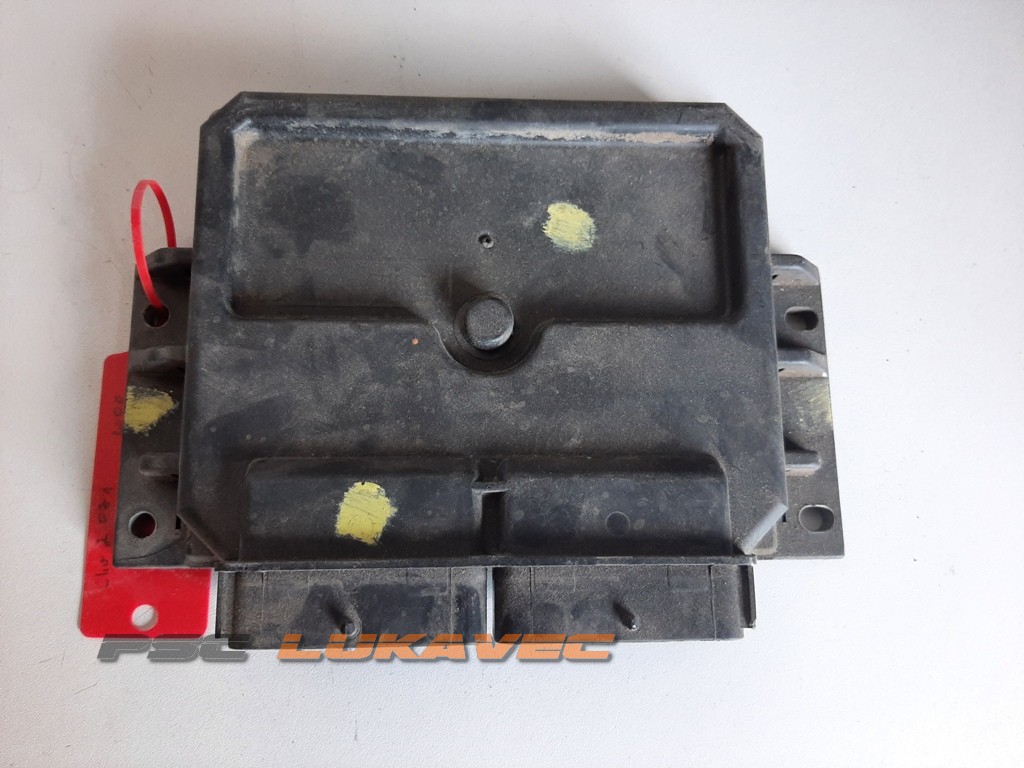 RENAULT CLIO 2 KOMPJUTER MOTORA 1.9D 7700114875 7700105955