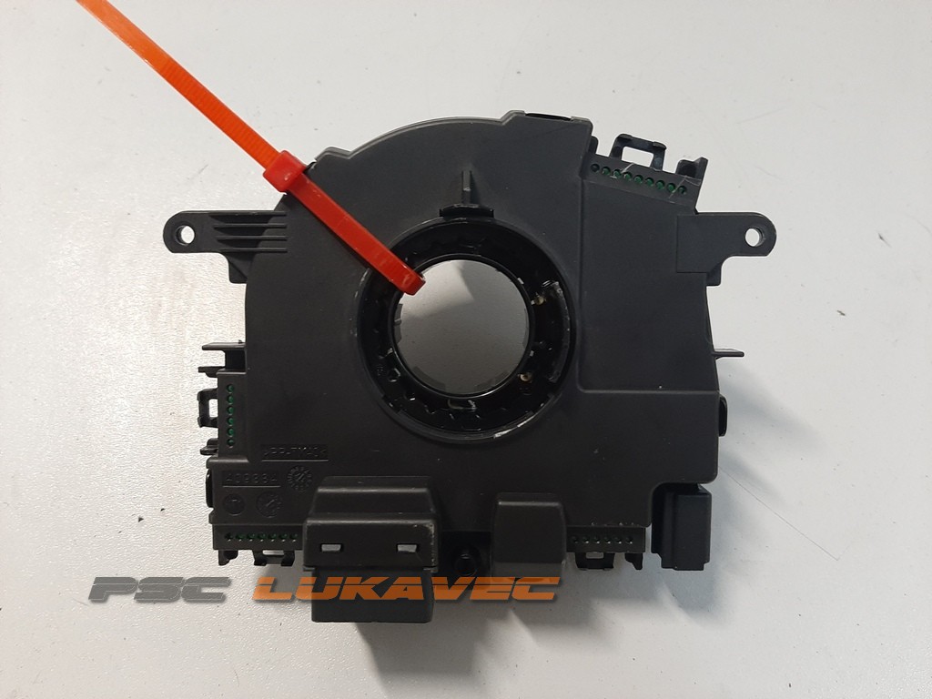 VW PASSAT B8 ZAVOJNICA VOLANA 5Q0953569A