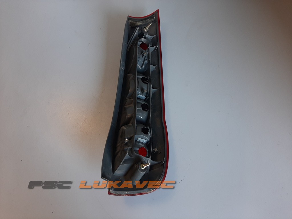 FIAT PUNTO 176 ŠTOP SVJETLO LIJEVO 7730723