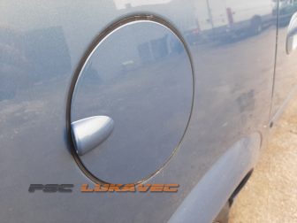 OPEL MERIVA A POKLOPAC REZERVARA 2008.