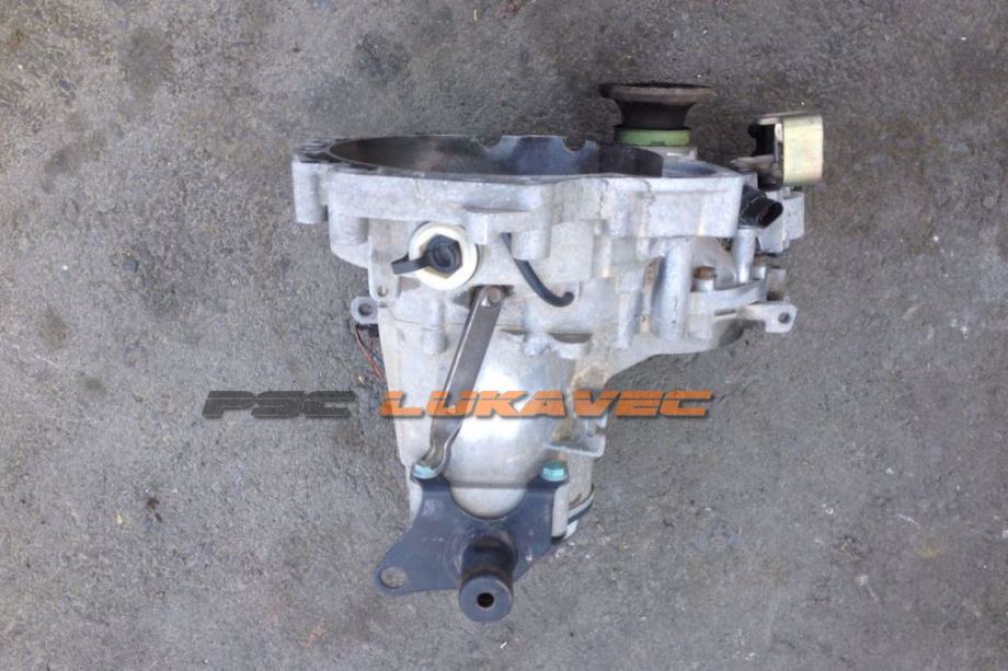 VW POLO MJENJAČ 1.4 2002.