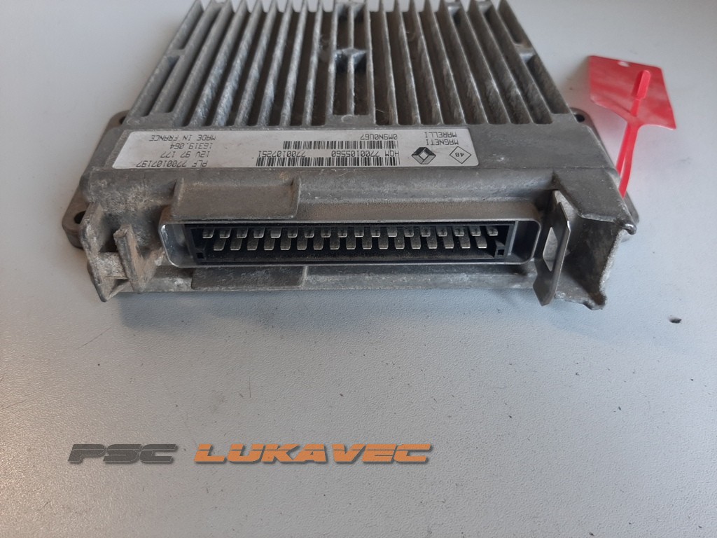 RENAULT TWINGO KOMPJUTER MOTORA 1.2 7700105560