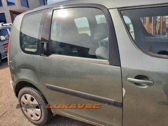 ŠKODA ROOMSTER VRATA ZADNJA DESNA 2007.