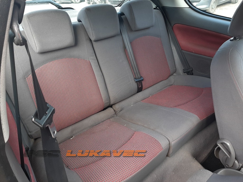 PEUGEOT 206 ZADNJA SJEDALA 206 ZADNJA KLUPA 2002.