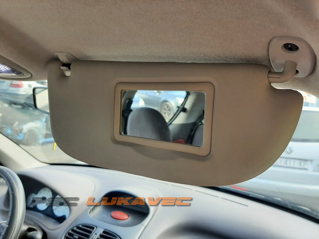 PEUGEOT 206 SUNCOBRAN SUVOZAČA 2002.