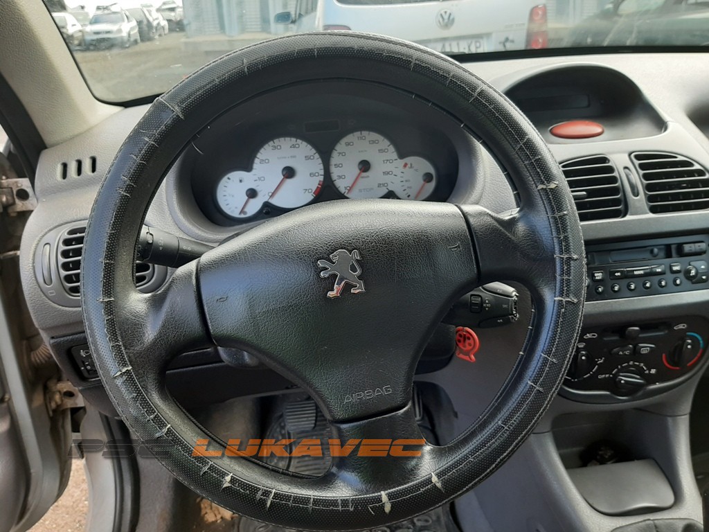 PEUGEOT 206 VOLAN 206 KOLO VOLANA 2002.