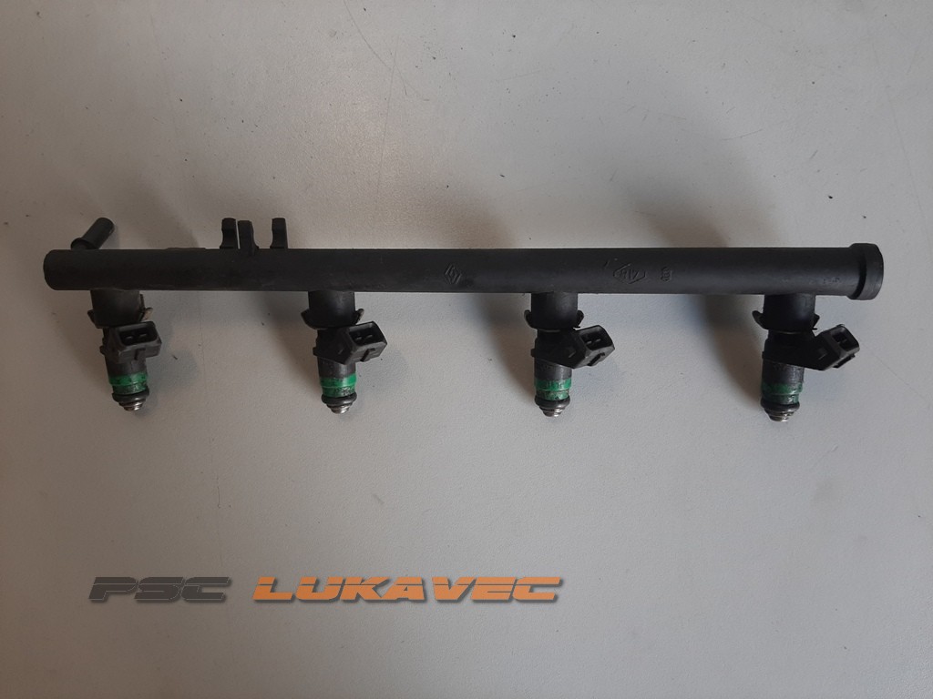 RENAULT LAGUNA 2 RAMPA GORIVA 2.0 16V 8200601367