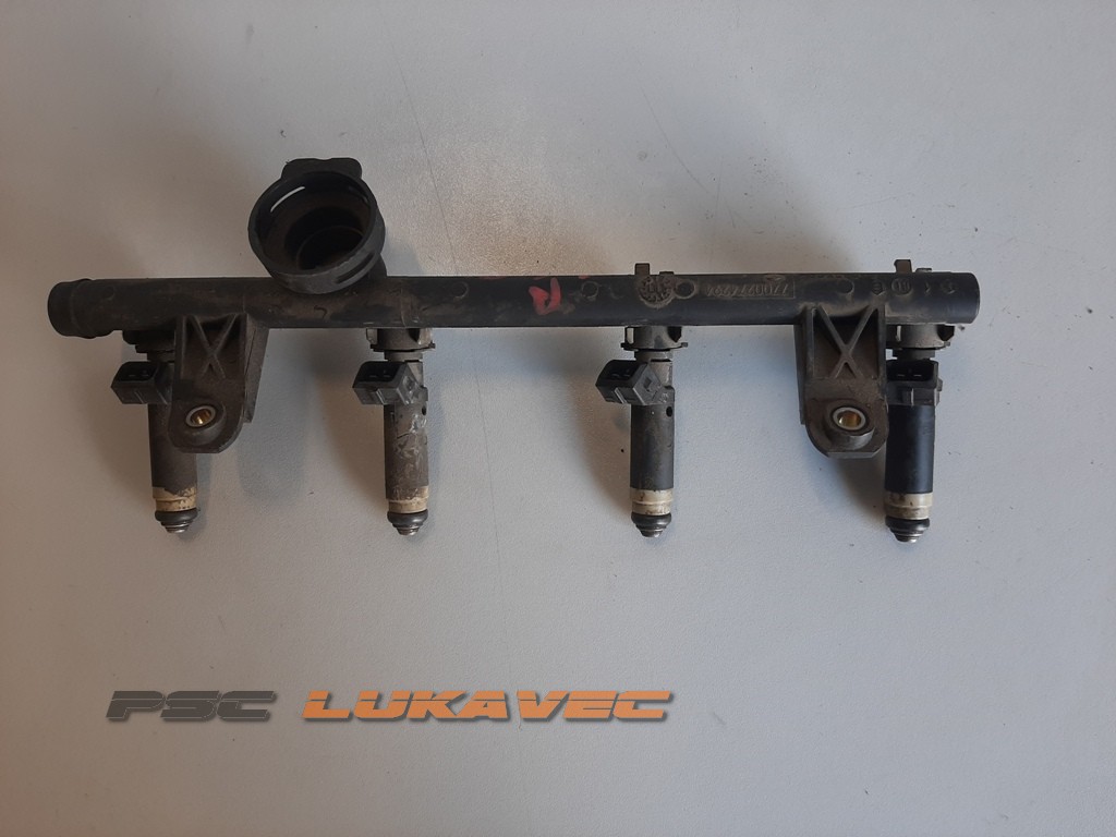 RENAULT CLIO 2 RAMPA GORIVA 1.4 8V 7700274294