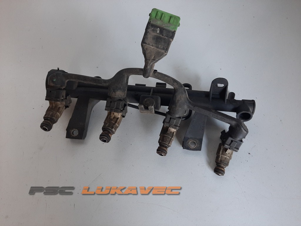 PEUGEOT 206 RAMPA GORIVA 1.4 8V 9619012480 0280155795