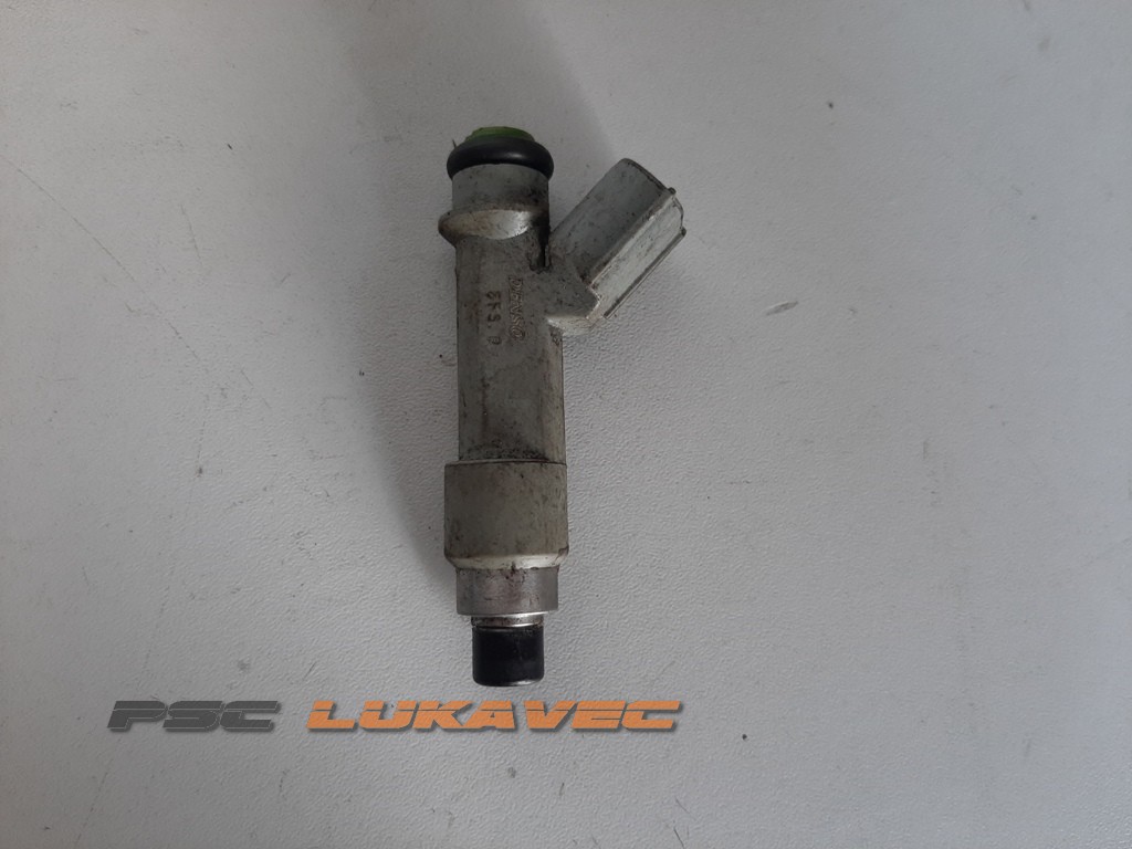 PEUGEOT 107 DIZNA 107 INJEKTOR 1.0 23250-0Q010