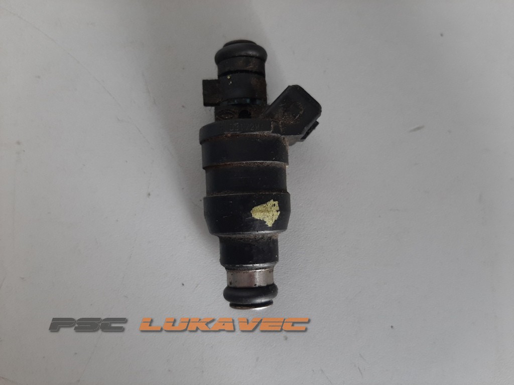 PEUGEOT 306 DIZNA 306 INJEKTOR 1.8 16V D3MA2