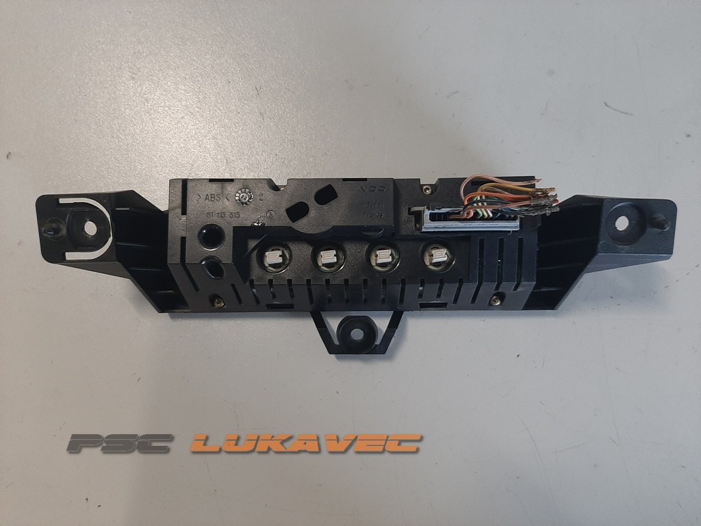 RENAULT TWINGO DISPLEJ 8200062390