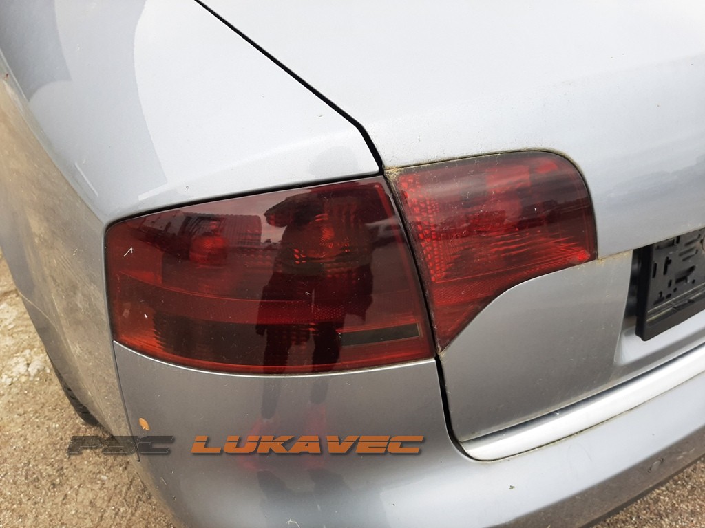 AUDI A4 B7 ŠTOP SVJETLO LIJEVO