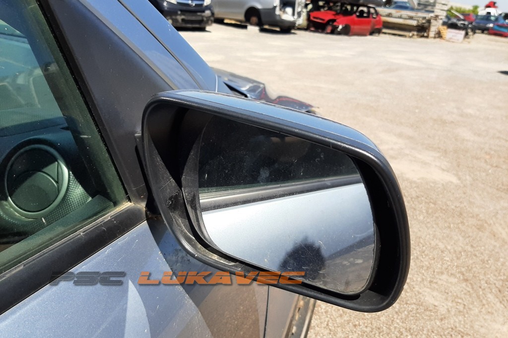 MAZDA 2 RETROVIZOR DESNI 2005.