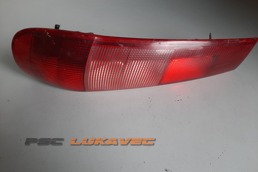 FIAT PUNTO ZADNJE ŠTOP SVJETLO DESNO I LIJEVO