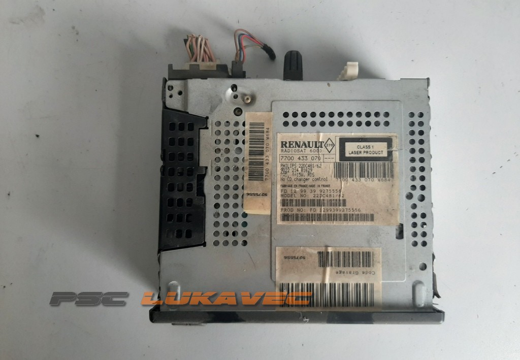 RENAULT MEGANE CD RADIO PLAYER 770043307