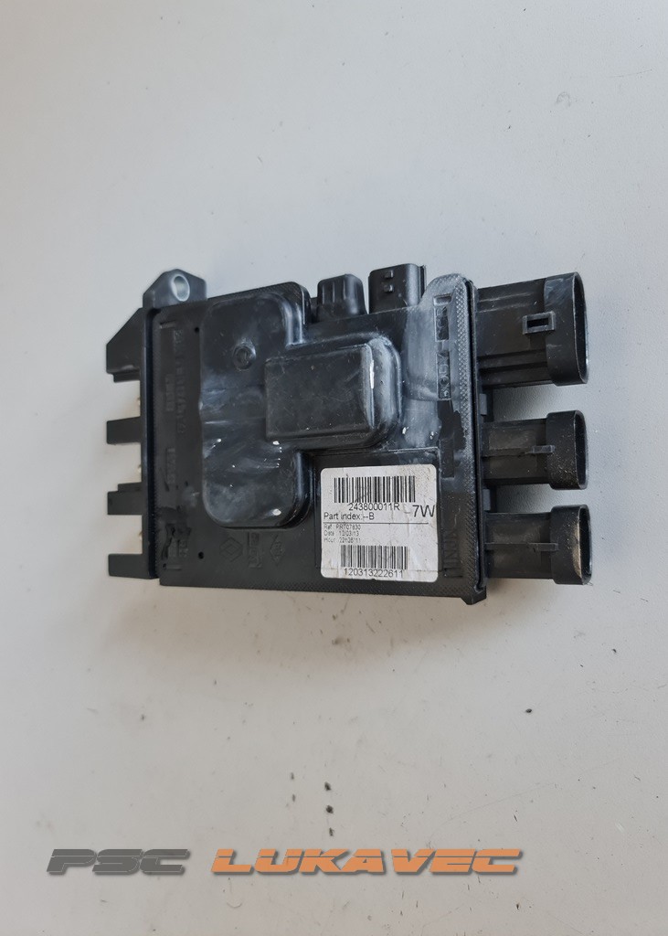 RENAULT MEGANE 3 1.5 DCI KUTIJA OSIGURAČA 243800011R