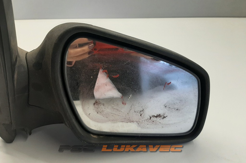 FORD FOCUS RETROVIZOR DESNI ELEKTRIČNO PODESIV