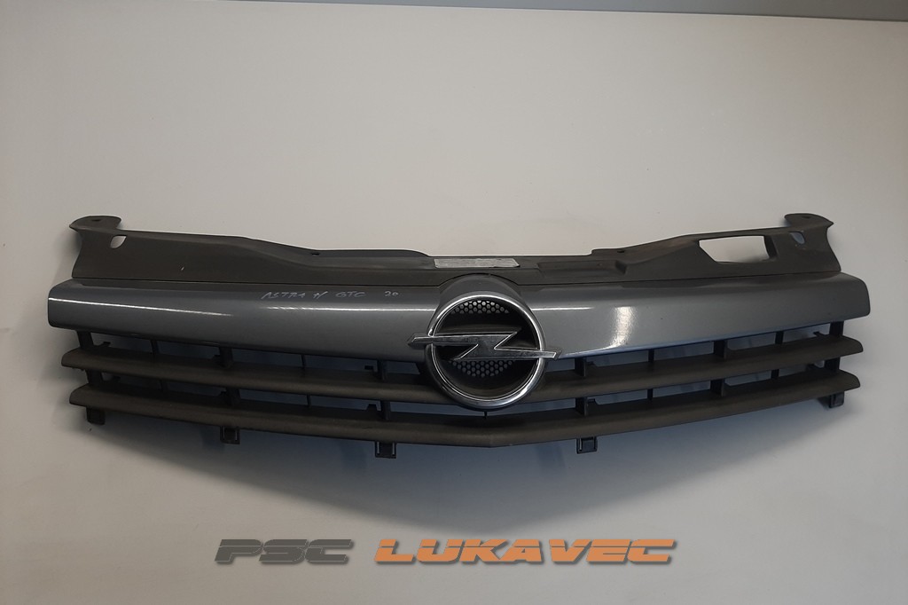OPEL ASTRA H GTC PREDNJA MASKA