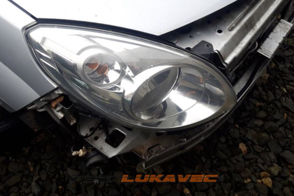 RENAULT TWINGO FAR DESNI 2009