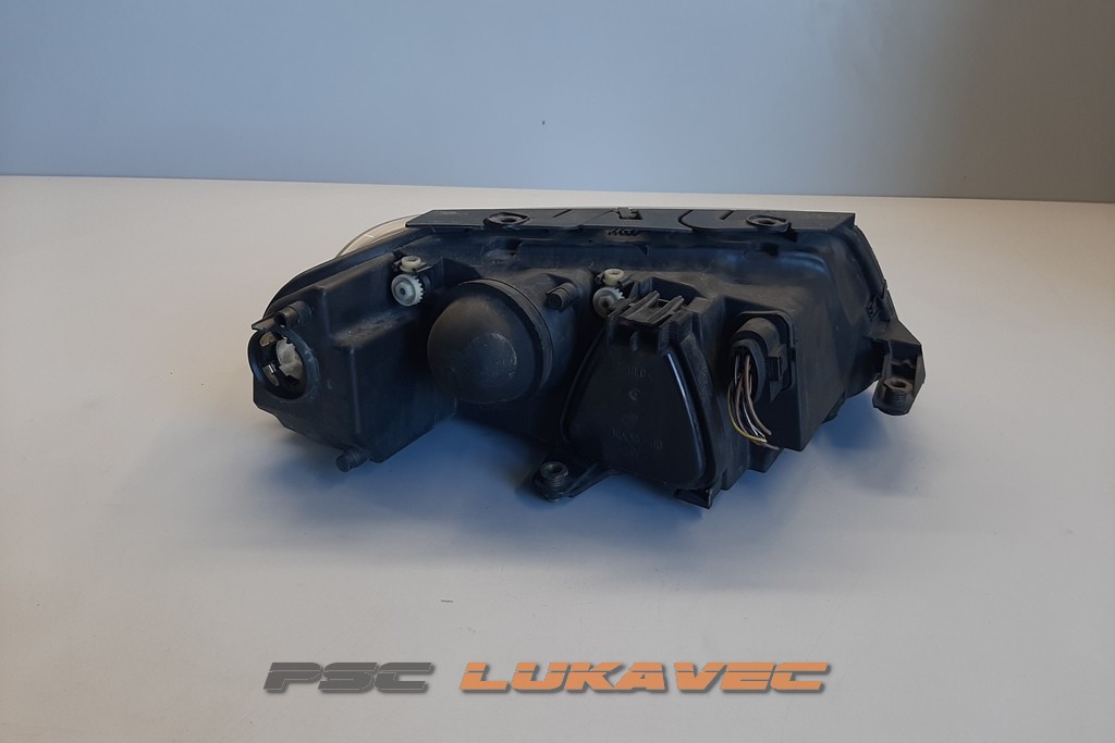 VW PASSAT B5 PREDNJI LIJEVI FAR