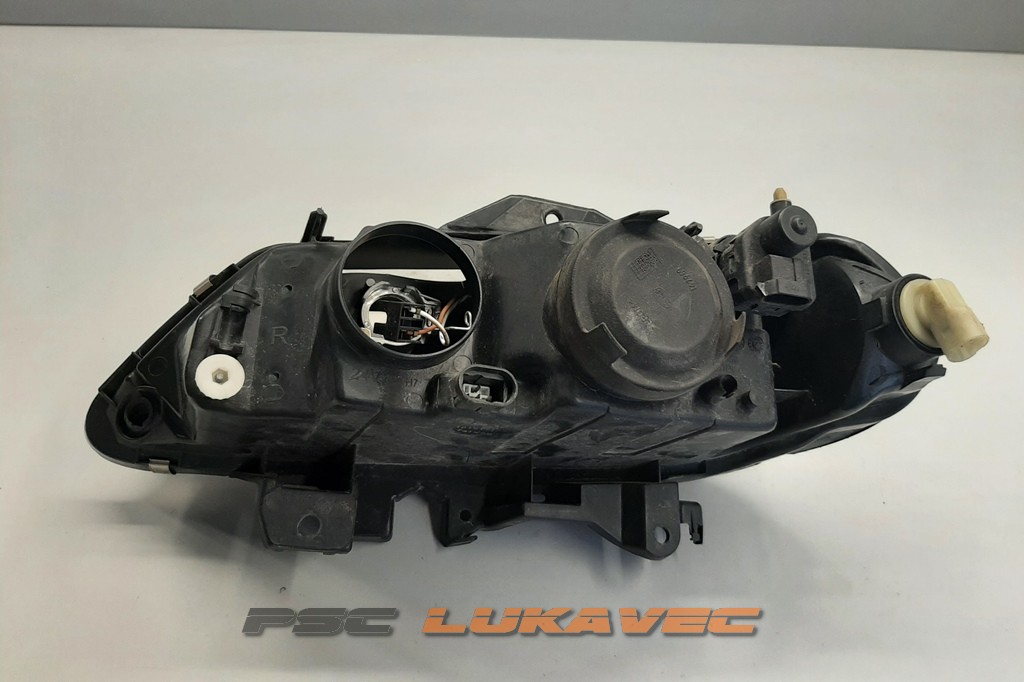 RENAULT LAGUNA 1 PREDNJE DESNO SVJETLO