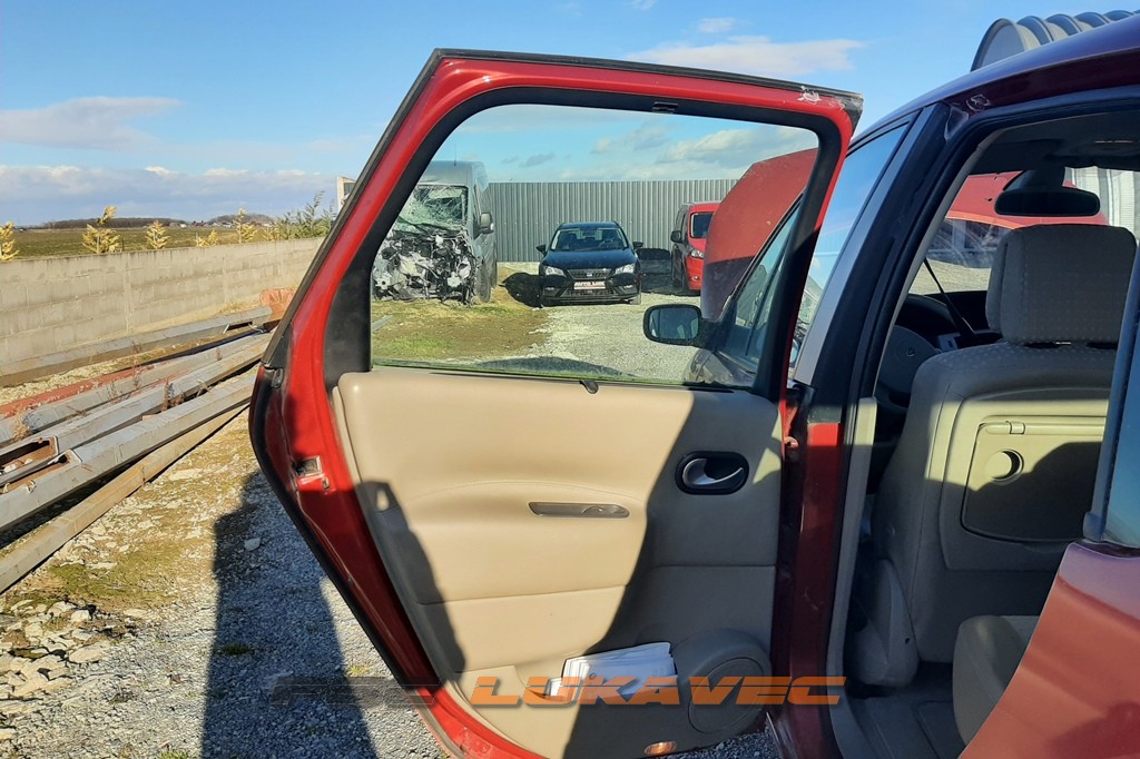 RENAULT GRAND SCENIC II ZADNJA LIJEVA VRATA 2005.