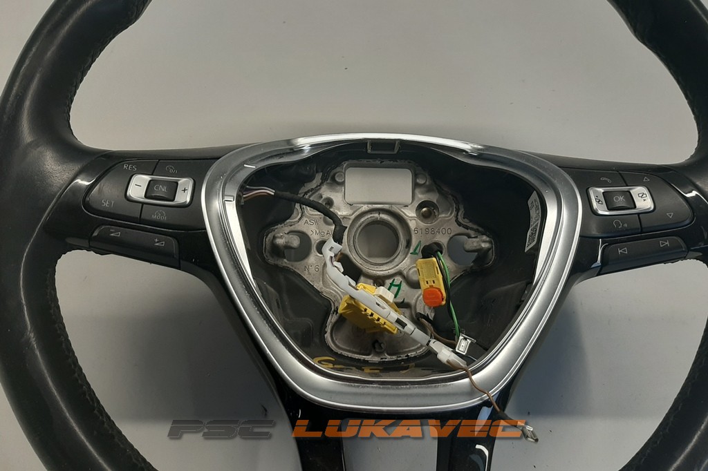 KOLO VOLANA GOLF 7 VOLAN 2015.