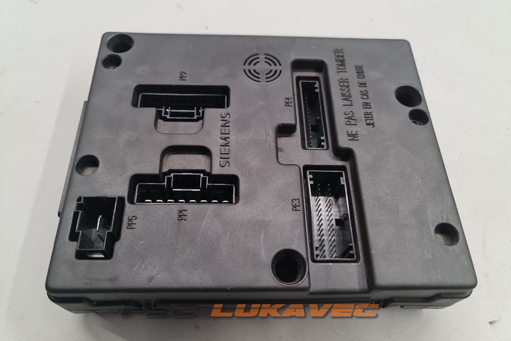 UCH KUTIJA OSIGURAČA 8200029342B RENAULT SCENIC I 1.9 DCI 2001.