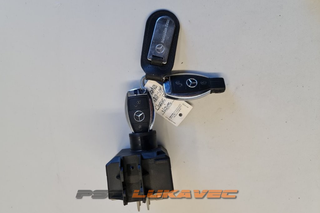 SET PALJENJA MERCEDES A KLASA W176 2013.