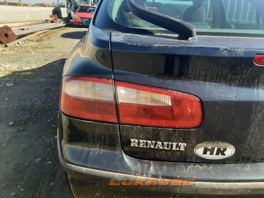 ZADNJA ŠTOP SVJETLA RENAULT LAGUNA 2001.