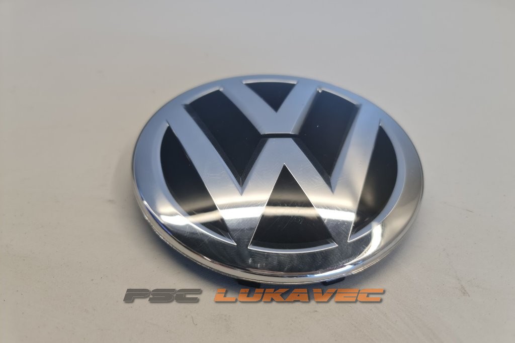 VW POLO  EMBLEM VW POLO ZNAK  PREDNJI 2GA853601 NOVO