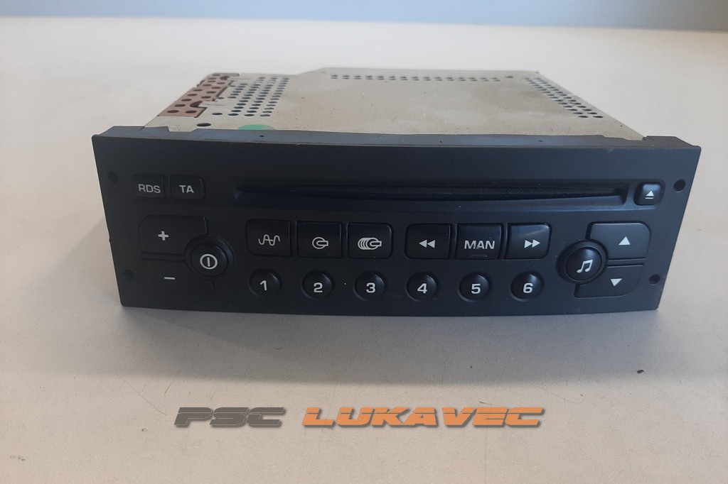 RADIO PEUGEOT 206 22RC28065S  2001.