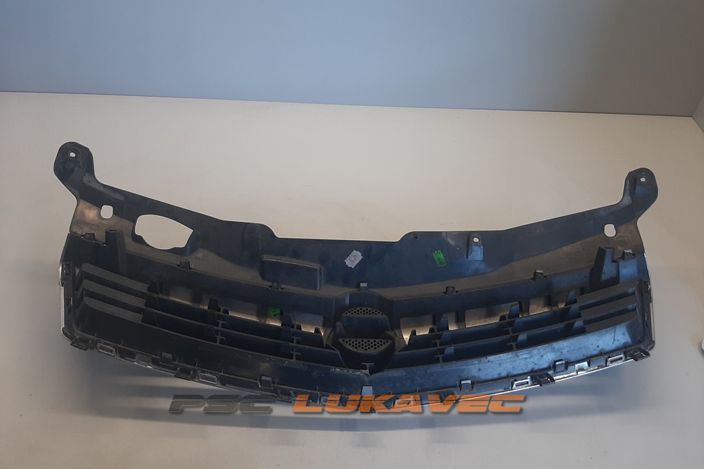 PREDNJA MASKA SA ZNAKOM OPEL ASTRA H 2007. REDIZAJN