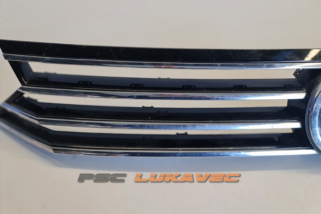 PREDNJA MASKA SA ZNAKOM VW PASSAT B8 3G0853655