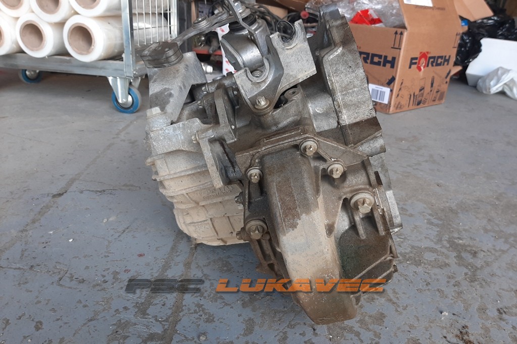 MJENJAČ OPEL ASTRA J GETRIBA OPEL ASTRA J 1.7 CDTI 2015.