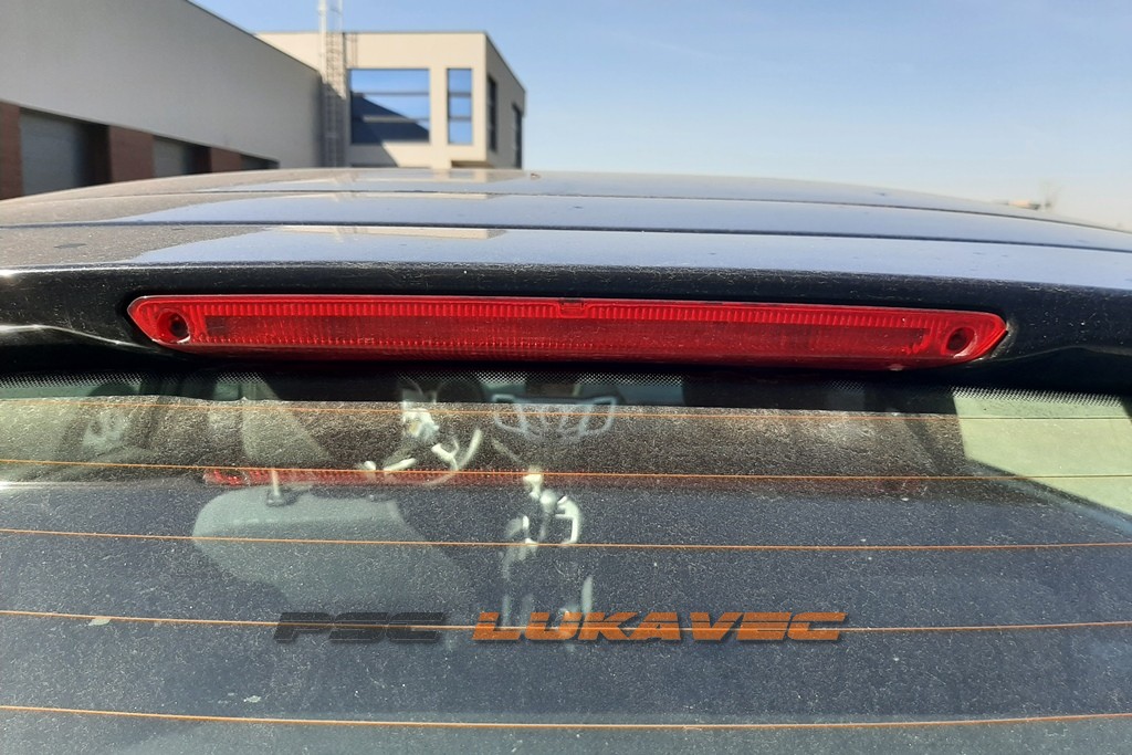 TREĆE ŠTOP SVJETLO FORD FIESTA 2009.
