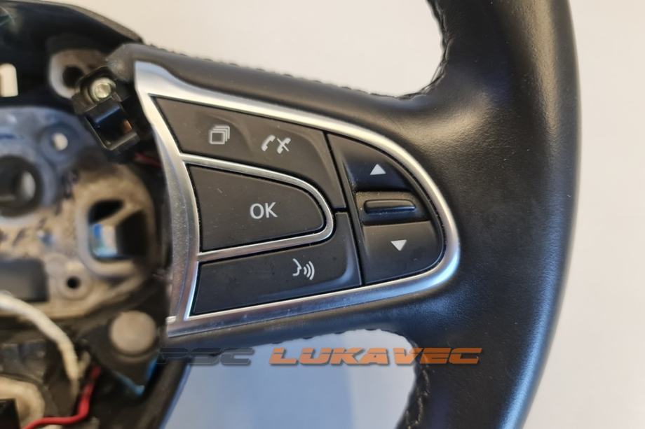 RENAULT MEGANE IV VOLAN RENAULT MEGANE IV KOLO VOLANA 2020.