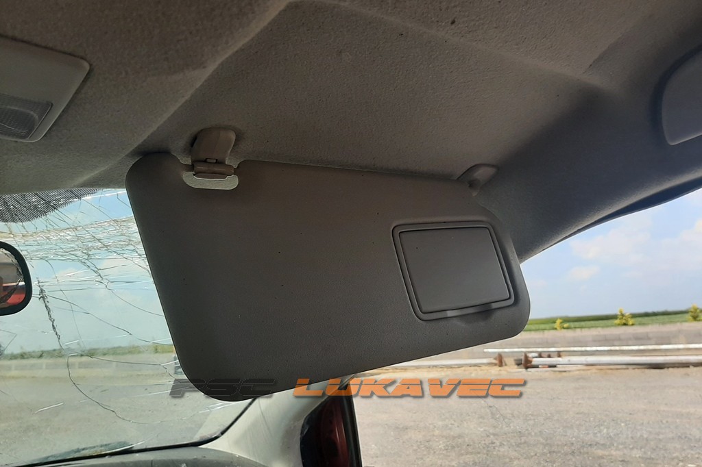 MAZDA 2 SJENILO SUVOZAČA MAZDA 2 SUNCOBRAN 2007.