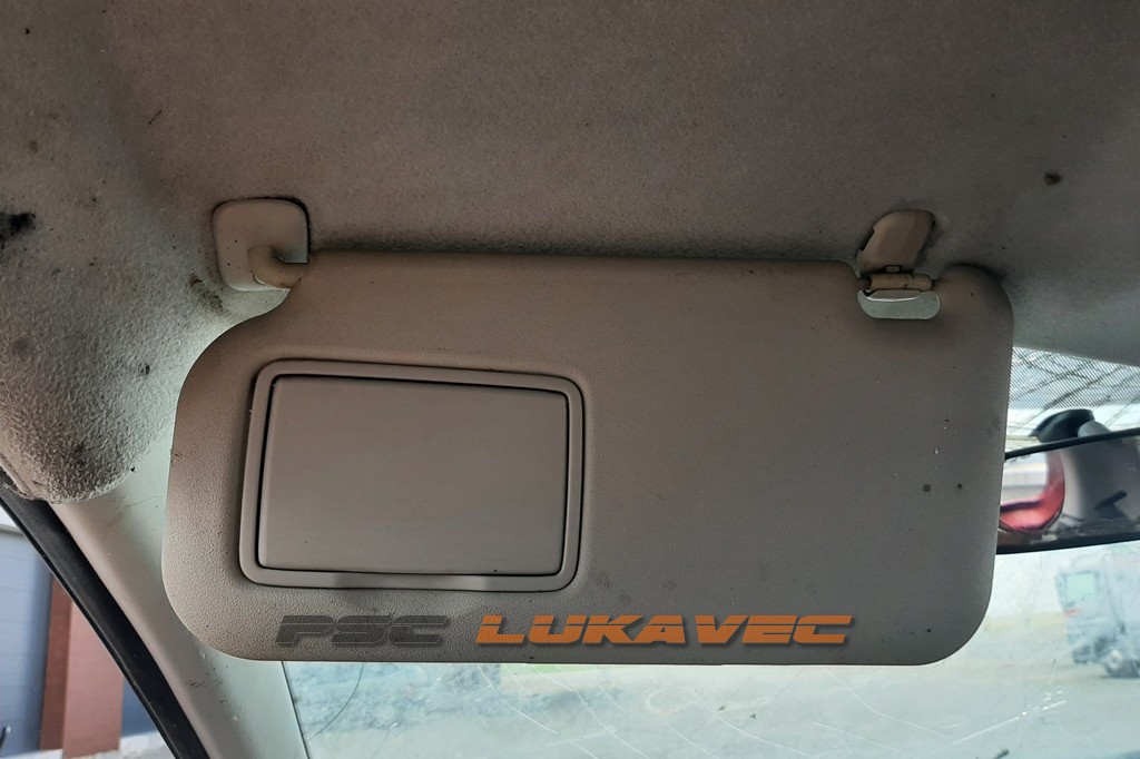 MAZDA 2 SJENILO VOZAČA 2007.