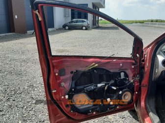 MAZDA 2 PREDNJA LIJEVA VRATA 2007.