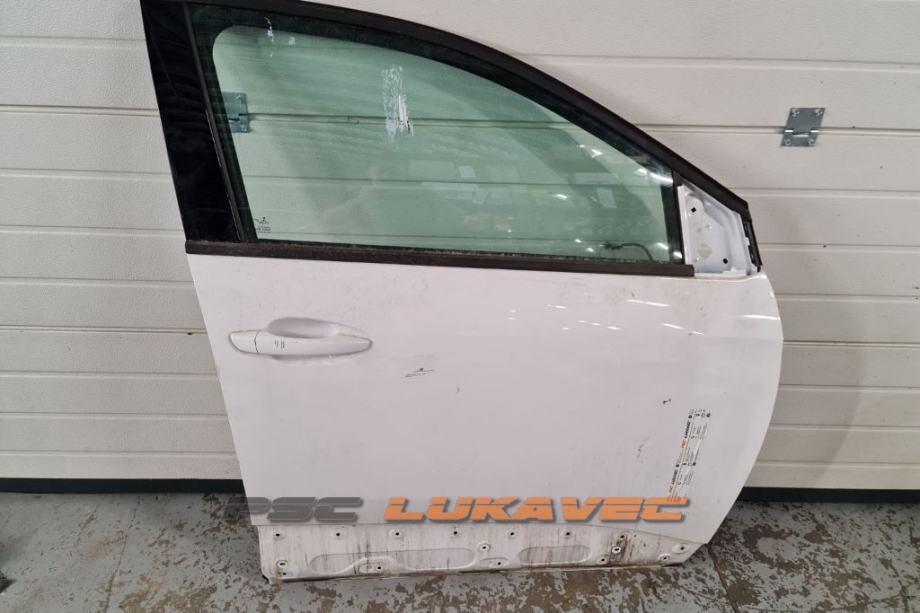 PEUGEOT 5008 PREDNJA DESNA VRATA PEUGEOT 5008 SUVOZAČEVA VRATA 2019.
