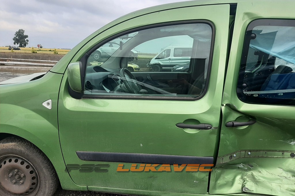 RENAULT KANGOO PREDNJA LIJEVA VRATA 2008.
