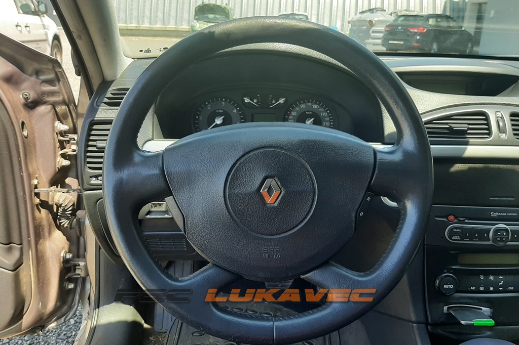 RENAULT LAGUNA 2 VOLAN RENAULT LAGUNA 2 KOLO VOLANA 2006.