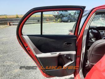 TOYOTA YARIS ZADNJA LIJEVA VRATA 2007.
