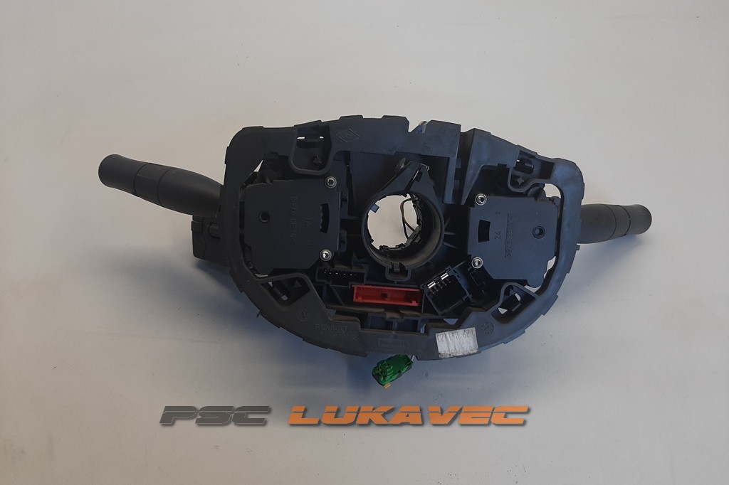 RENAULT MEGANE 2 ZAVOJNICA VOLANA 8200213760 2004.